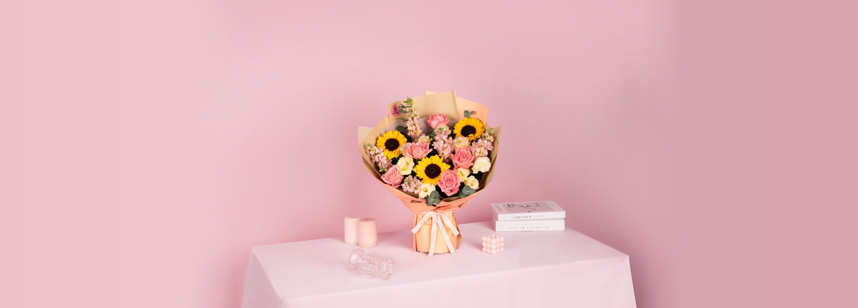 Beautiful Teacher's Day Flowers & Gifts by Bloomthis