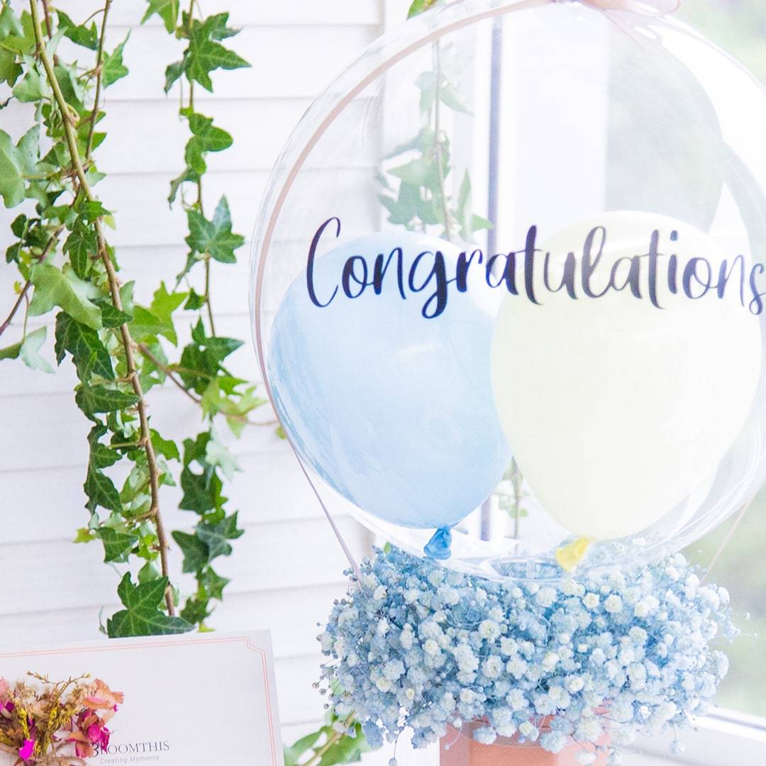 bloomthis-balloon-emilia-confetti-balloon-box-1080x1080-05_16e2cff1-8fa5-4005-acb1-5779dfd62008