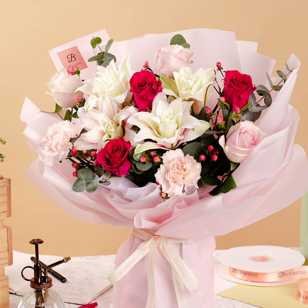 bloomthis-bouquet-beatrice-rose-lily-bouquet-1080x1080-06