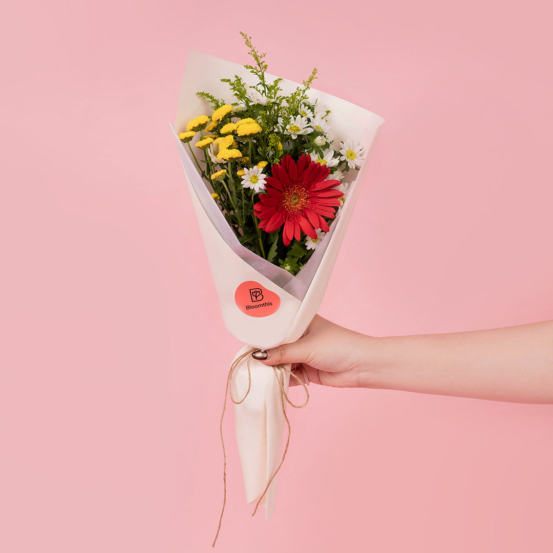 bloomthis-bouquet-meadow-red-gerbera-bouquet-1080x1080-01