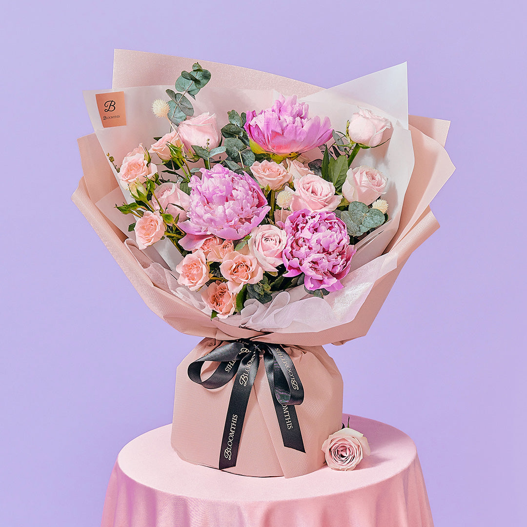 bloomthis-bouquet-piper-rose-peony-bouquet-1080x1080-01_7a7e4cd0-e1c1-4c31-9f5f-d1758110b5df