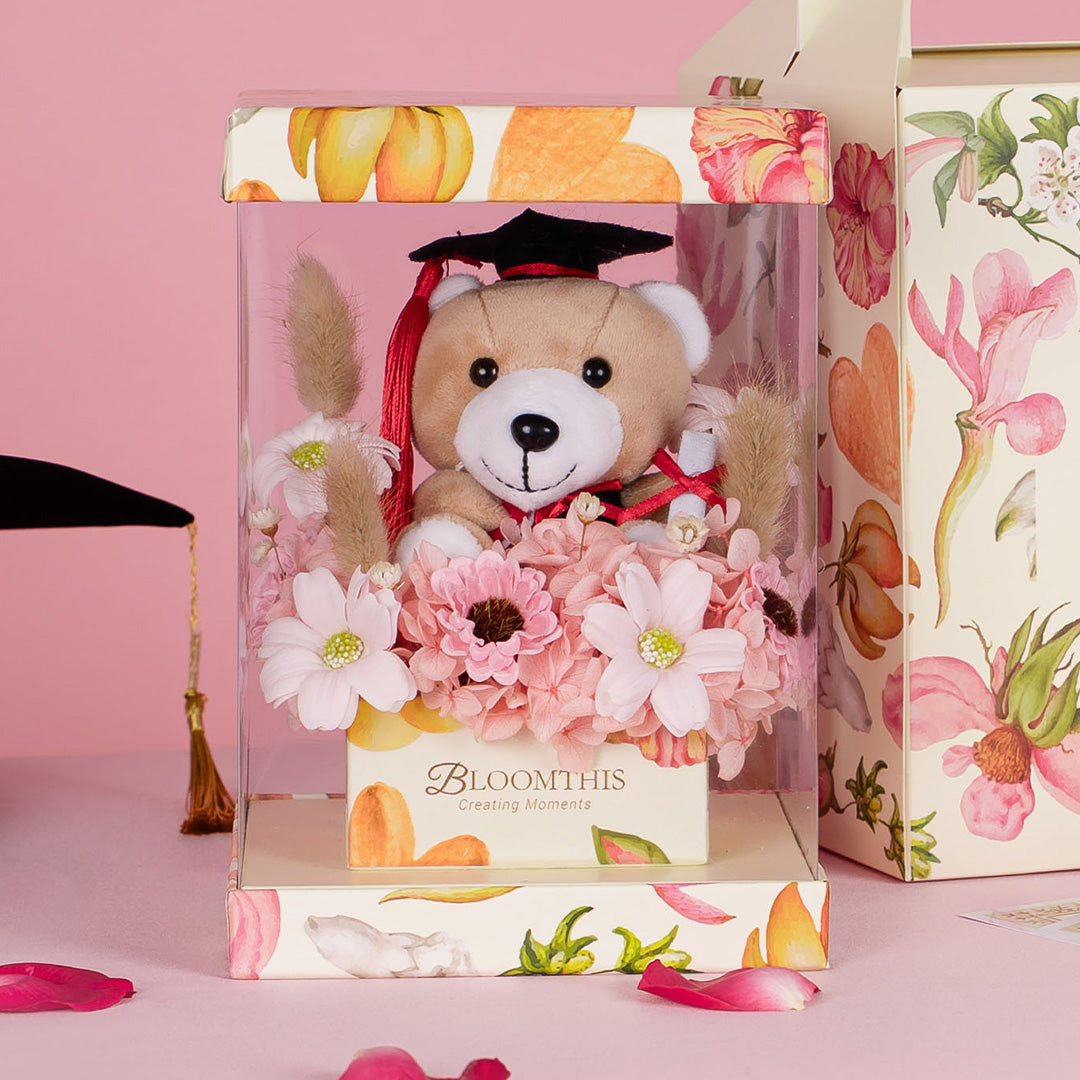 bloomthis-everlasting-endeavour-pink-soap-preserved-flower-graduation-bear-memento-gift-box-1080x1080-03