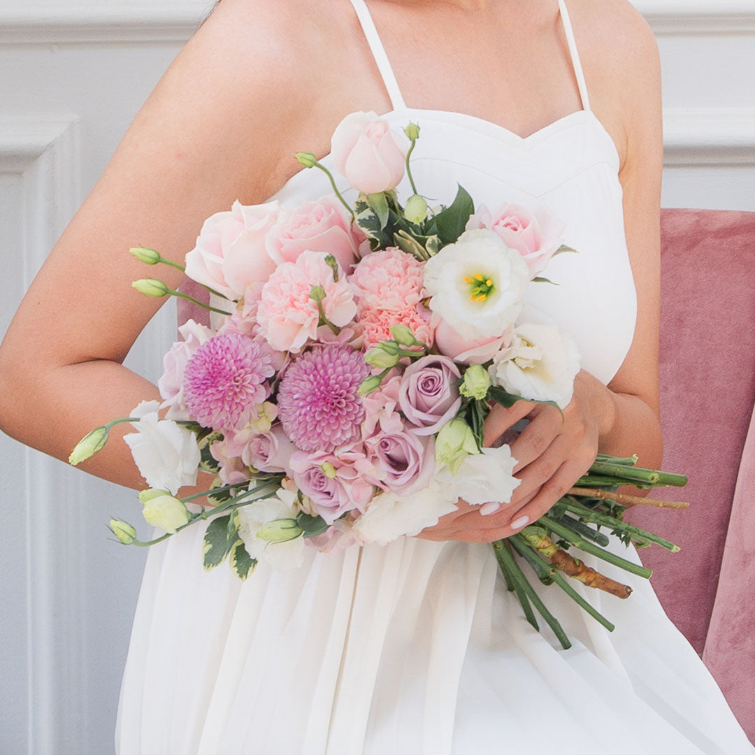 bloomthis-hand-tied-bouquet-casabella-pink-hydrangea-bridal-bouquet-1080x1080-04