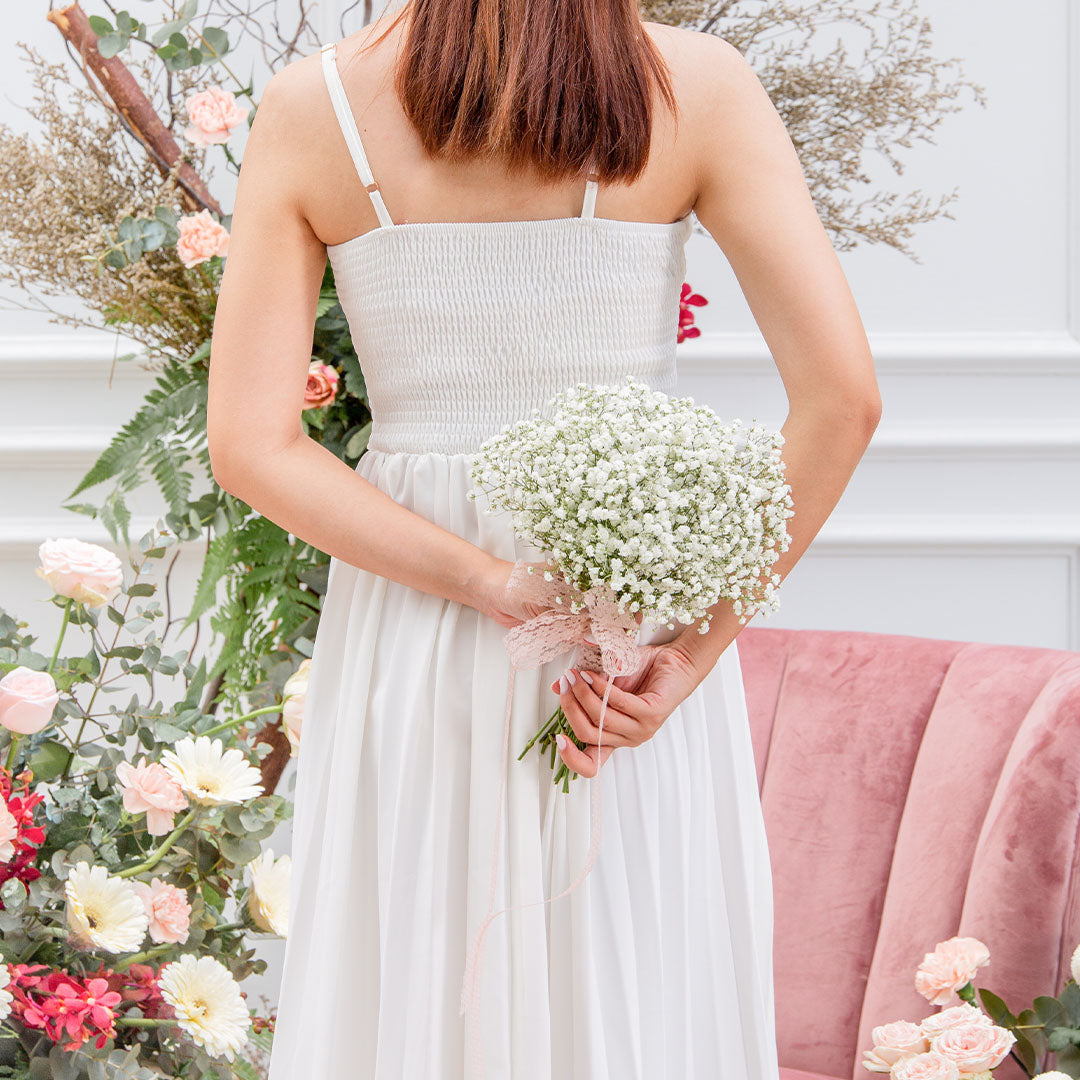 bloomthis-hand-tied-bouquet-harper-babys-breath-bridal-bouquet-1080x1080-03