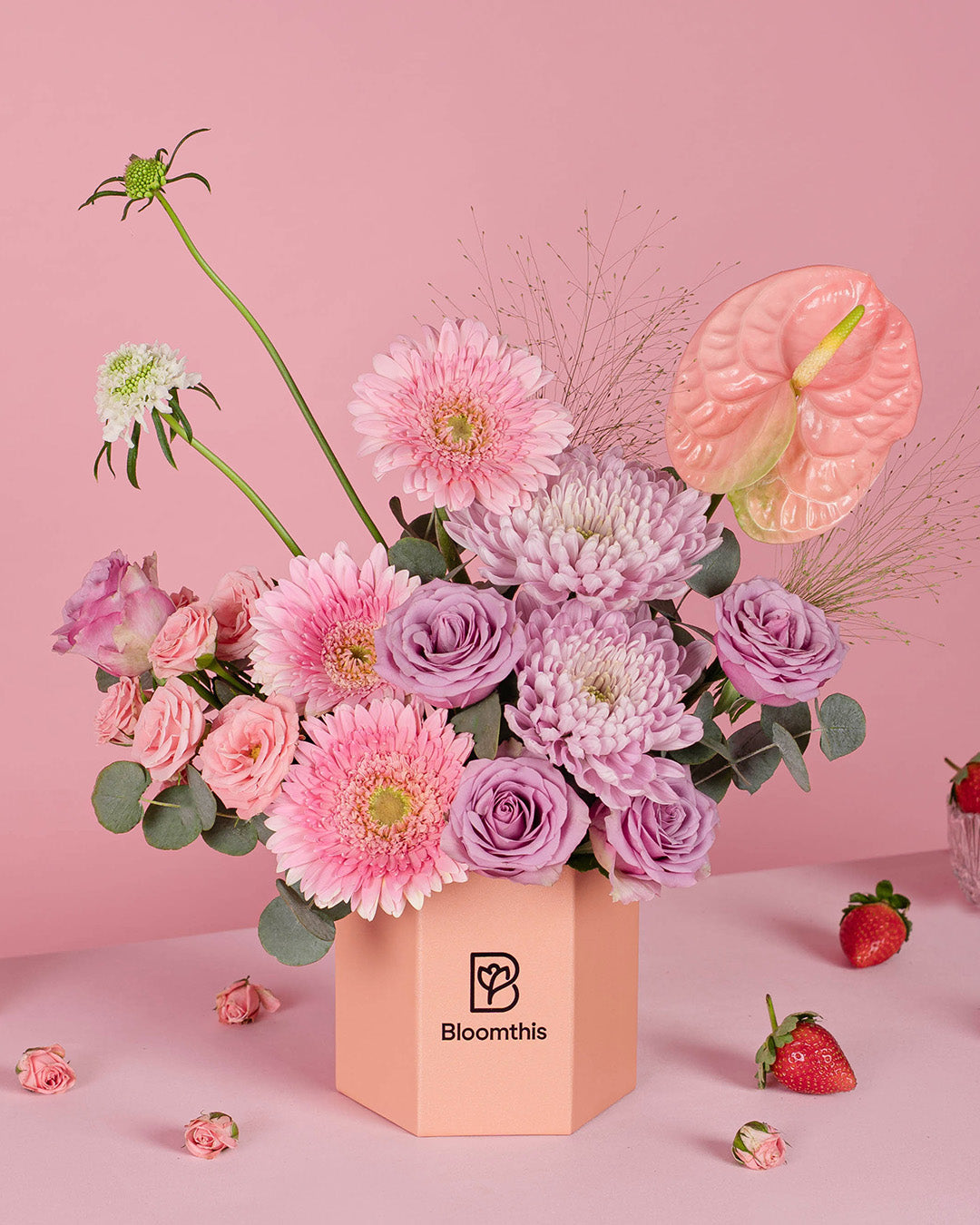 bloomthis-hat-box-ayame-pink-gerbera-flower-box-1080x1350-03