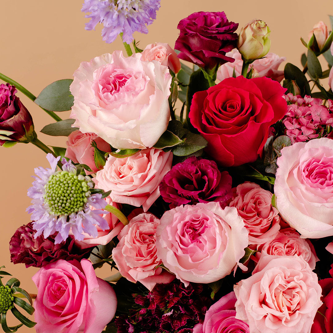 bloomthis-hat-box-bridie-red-rose-flower-box-1080x1080-05