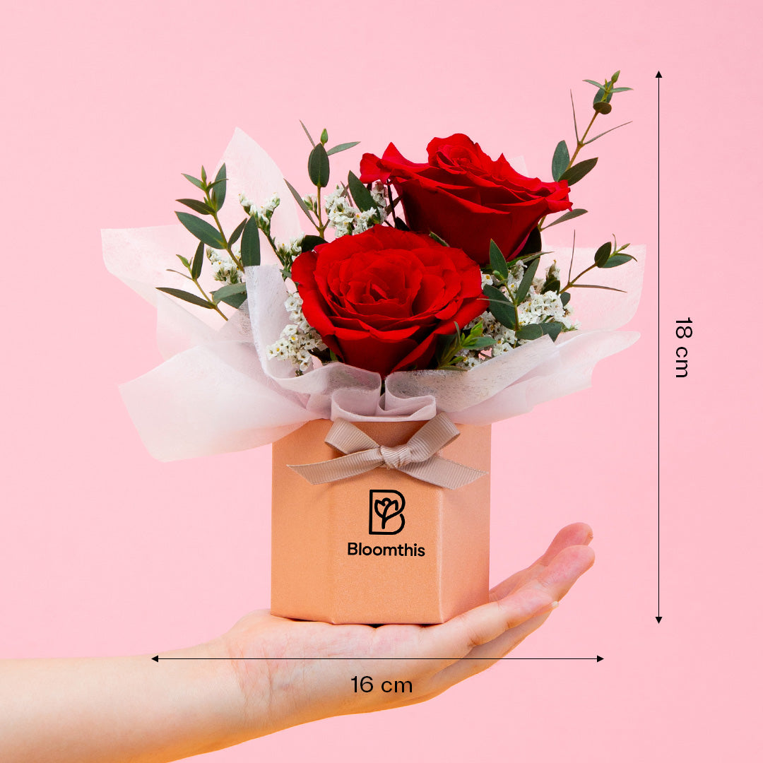 bloomthis-hat-box-chandra-rose-mini-flower-box-1080x1080-06_3b2523a2-3331-47fa-8713-b54a076ccad8