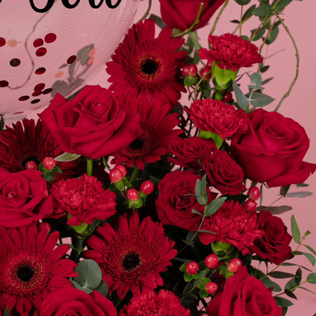 bloomthis-hat-box-enchant-marvellous-red-rose-flower-box-1080x1080-04_437f404f-a5fa-47d6-ab68-529964bbe272
