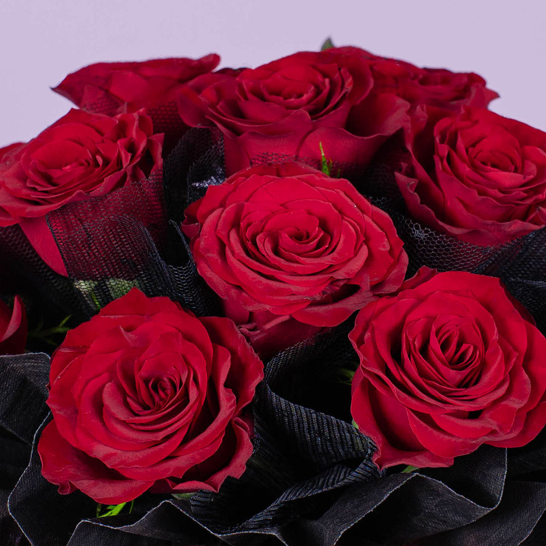 bloomthis-hat-box-odile-red-rose-flower-box-1080x1080-05