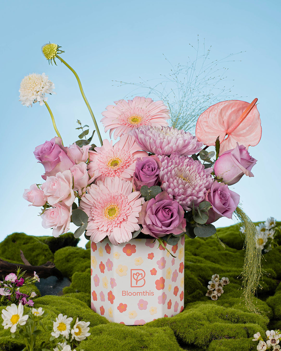 bloomthis-hat-box-spring-whimsy-ayame-pink-gerbera-flower-box-1080x1350-03