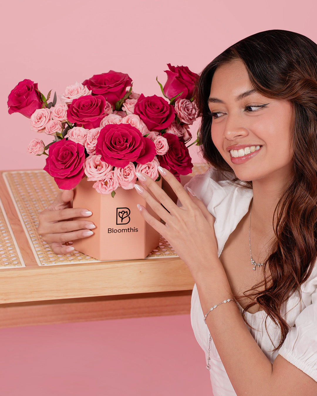 bloomthis-hat-box-zara-hot-cherry-pink-rose-flower-box-1080x1350-04