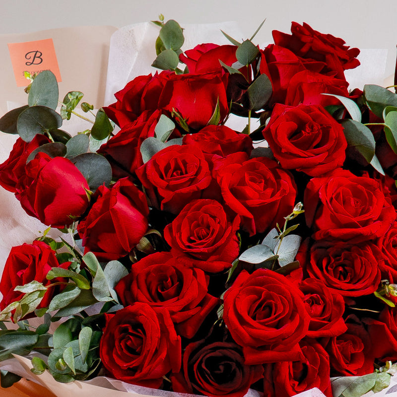 bloomthis-bouquet-ashley-red-rose-bouquet-1080x1080-07