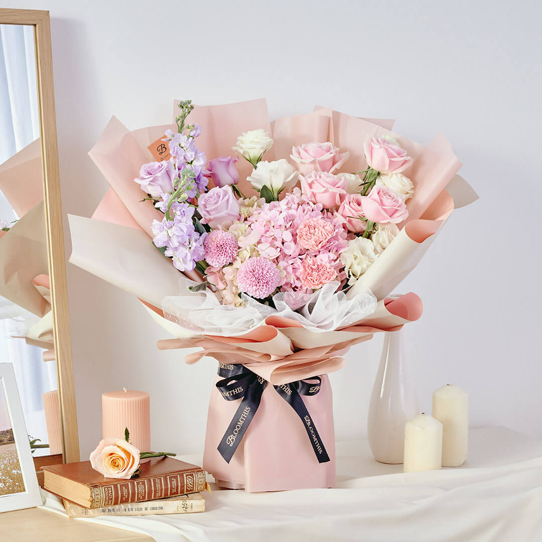 Casabella Pink Hydrangea Bouquet