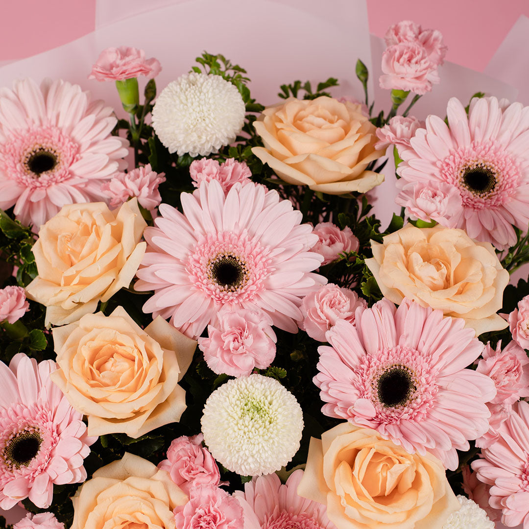 bloomthis-bouquet-freye-gerbera-rose-bouquet-1080x1080-03_974a8717-5c6c-482d-a30e-38027c9c5660