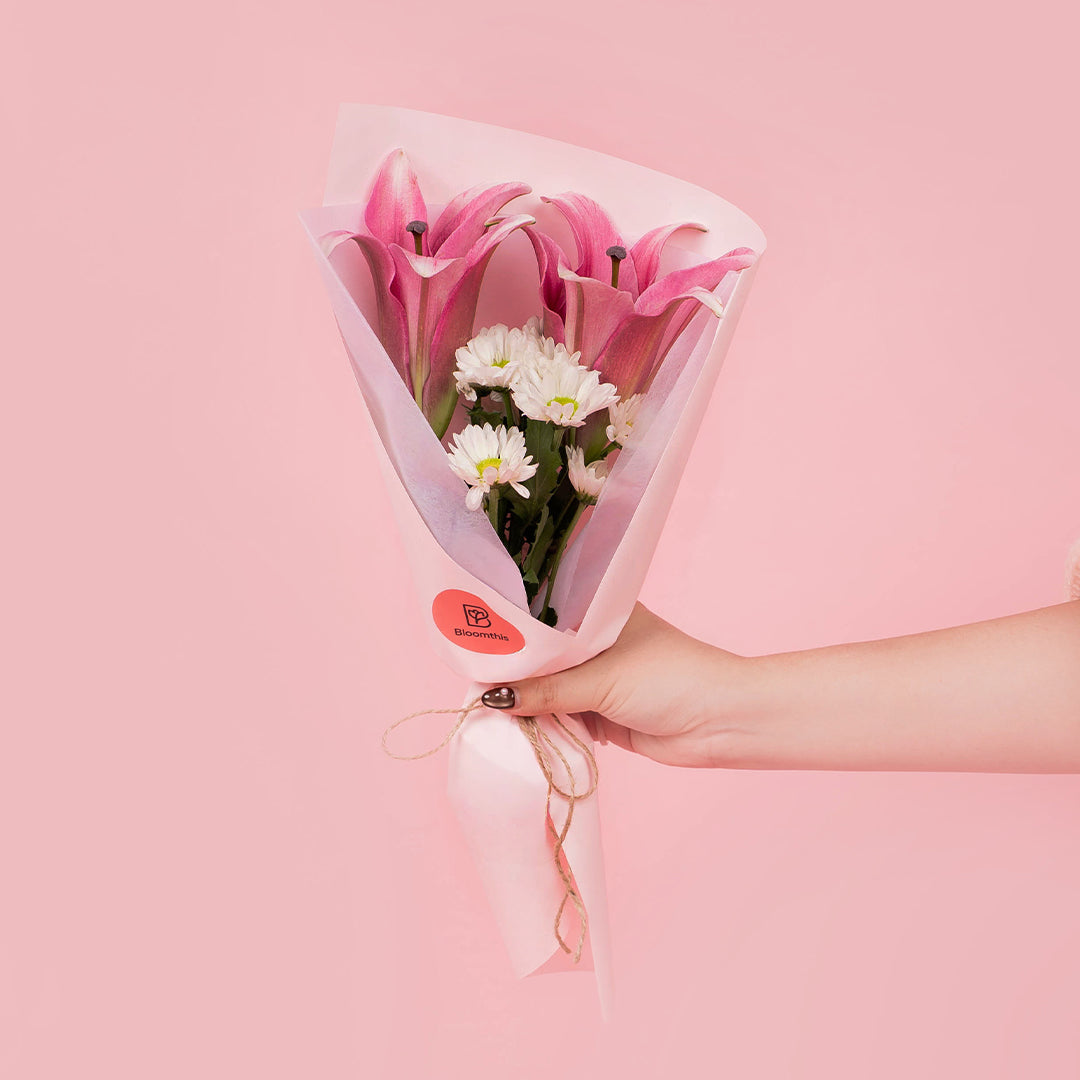 bloomthis-bouquet-lizzy-pink-lily-bouquet-1080x1080-01