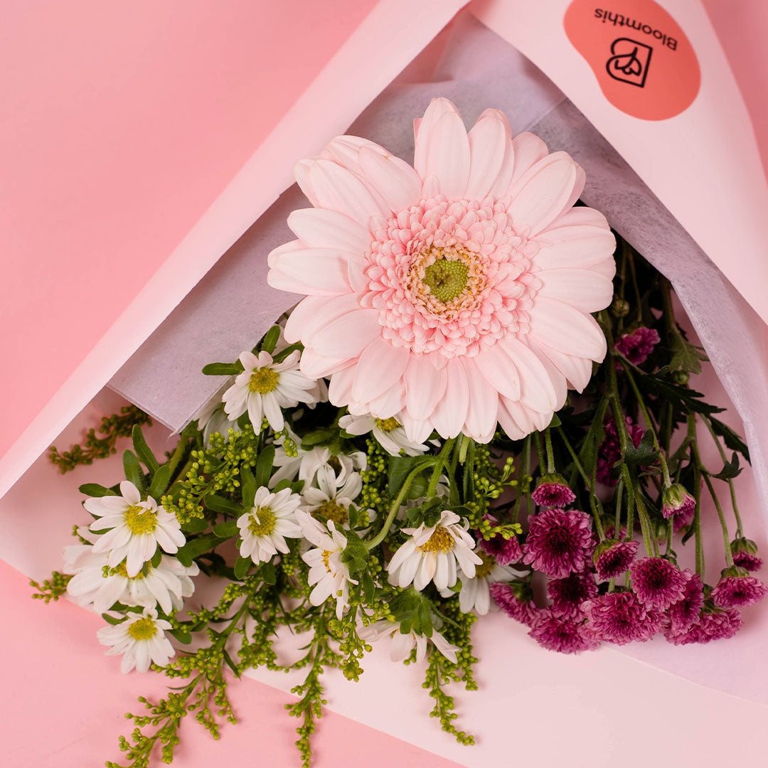 bloomthis-bouquet-meadow-pink-gerbera-bouquet-1080x1080-02