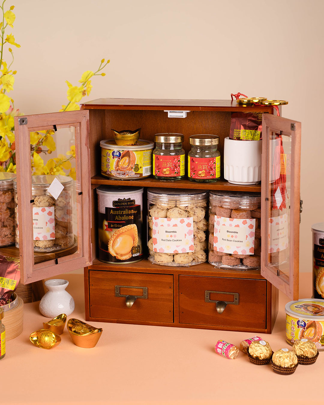 Vintage Cupboard Treasure Chinese New Year Gift Set 2026