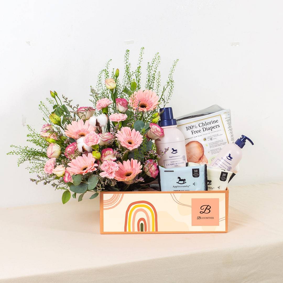 bloomthis-gift-nadine-premium-newborn-baby-gift-set-1080x1080-01