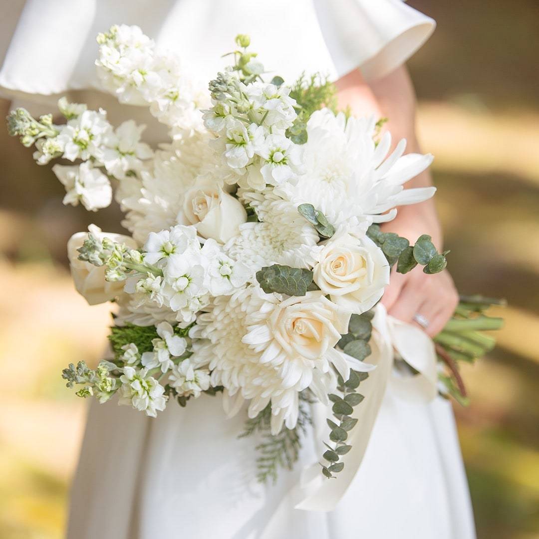 Ella White Rose Bridal Bouquet