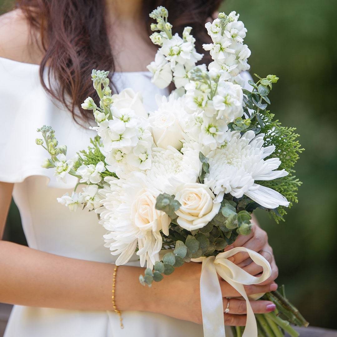 Ella White Rose Bridal Bouquet