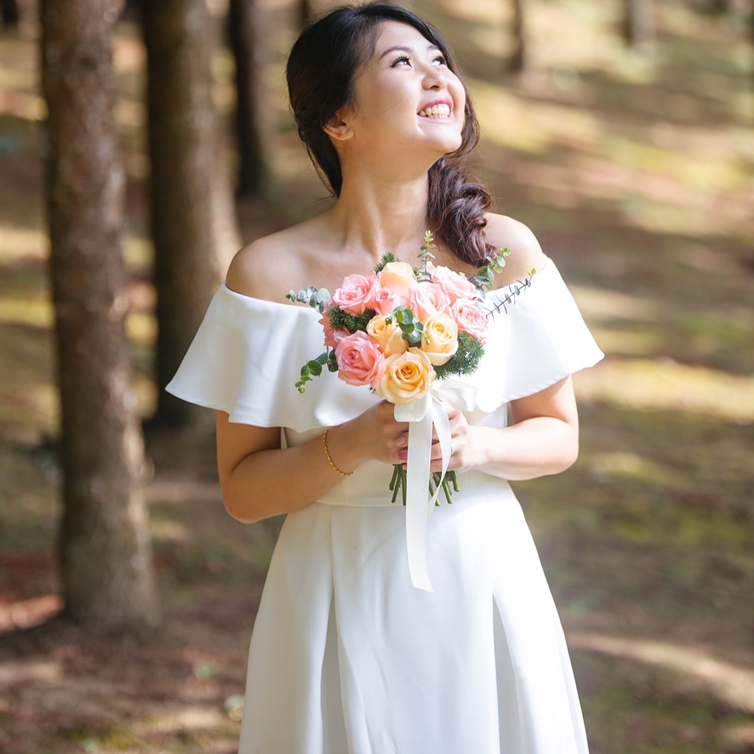 bloomthis-hand-tied-bouquet-petra-1080x1080-02