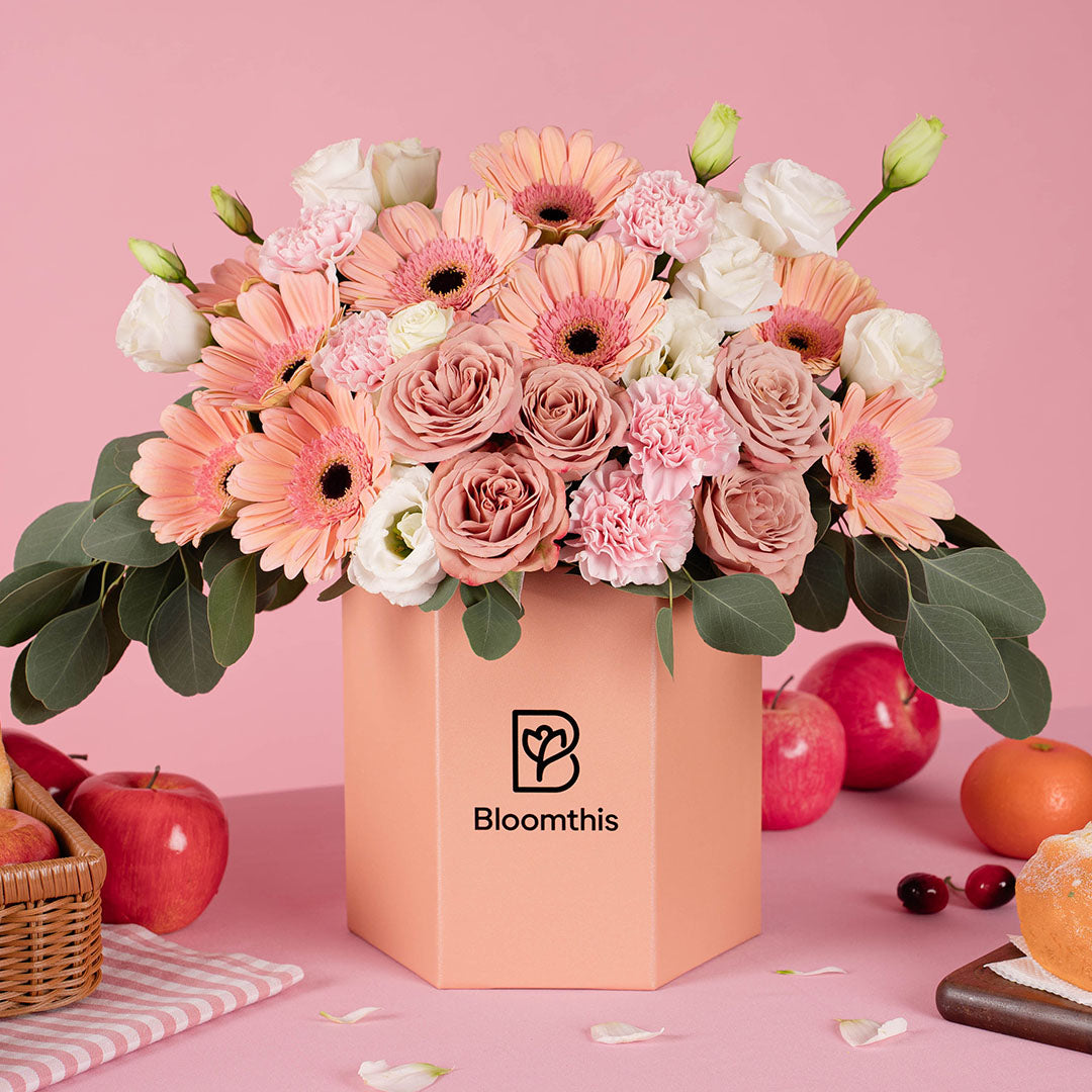 bloomthis-hat-box-blake-peach-gerbera-flower-box-1080x1080-01