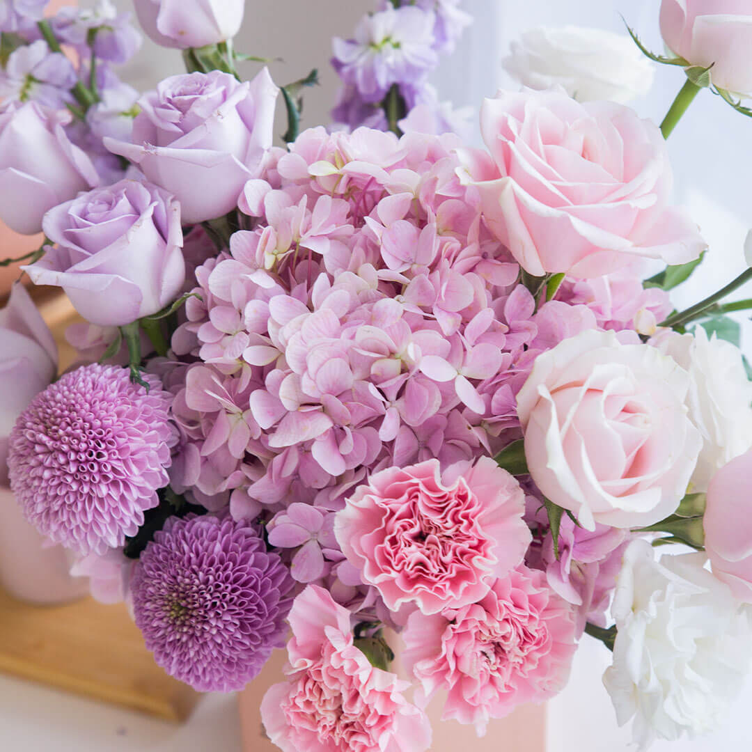 Casabella Pink Hydrangea Flower Box