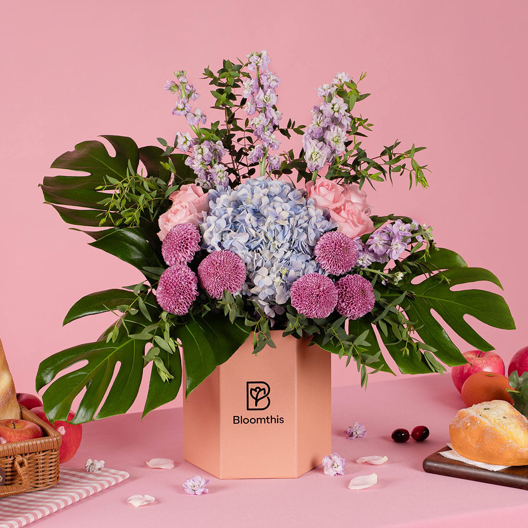 bloomthis-hat-box-diana-hydrangea-rose-flower-box-1080x1080-01