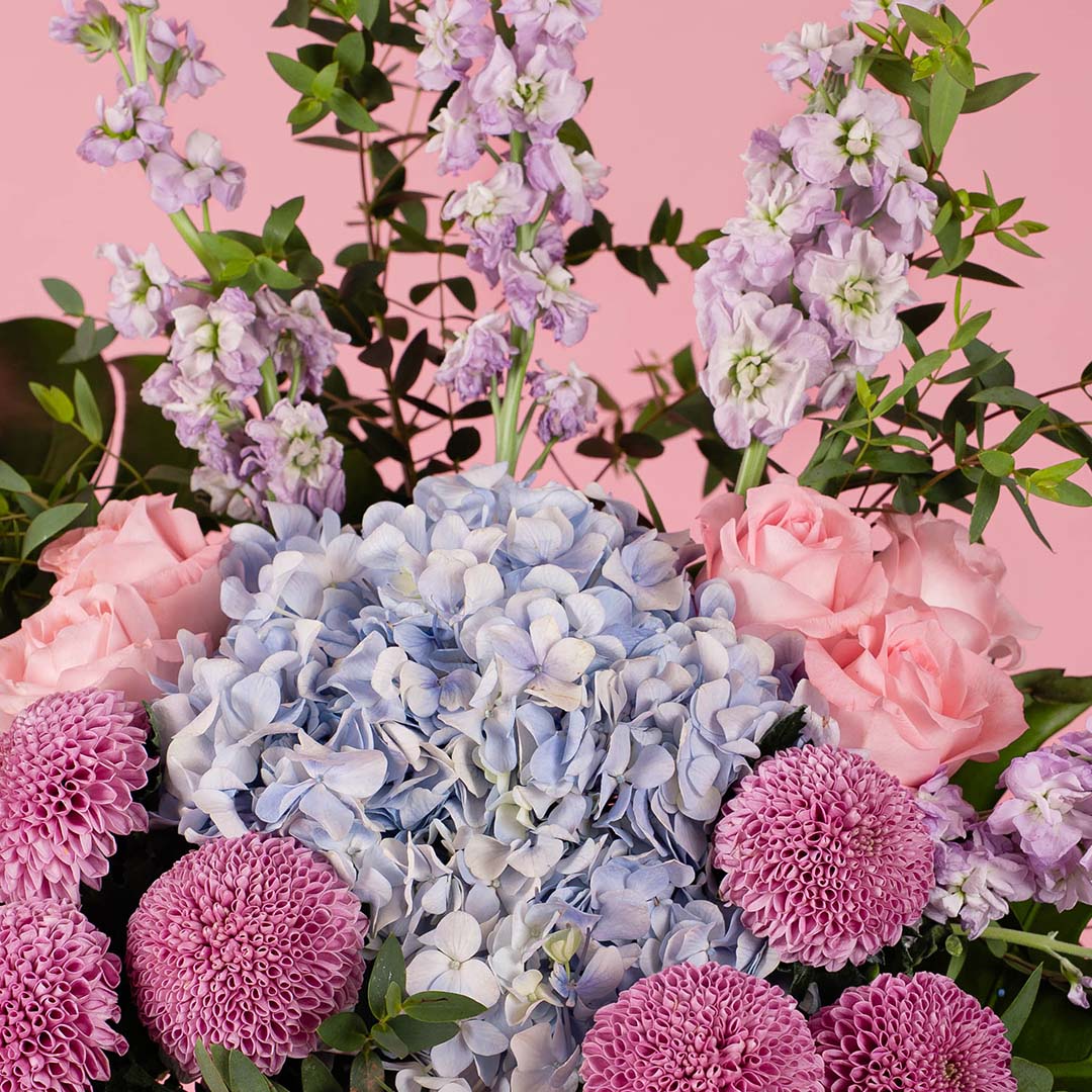 bloomthis-hat-box-diana-hydrangea-rose-flower-box-1080x1080-05