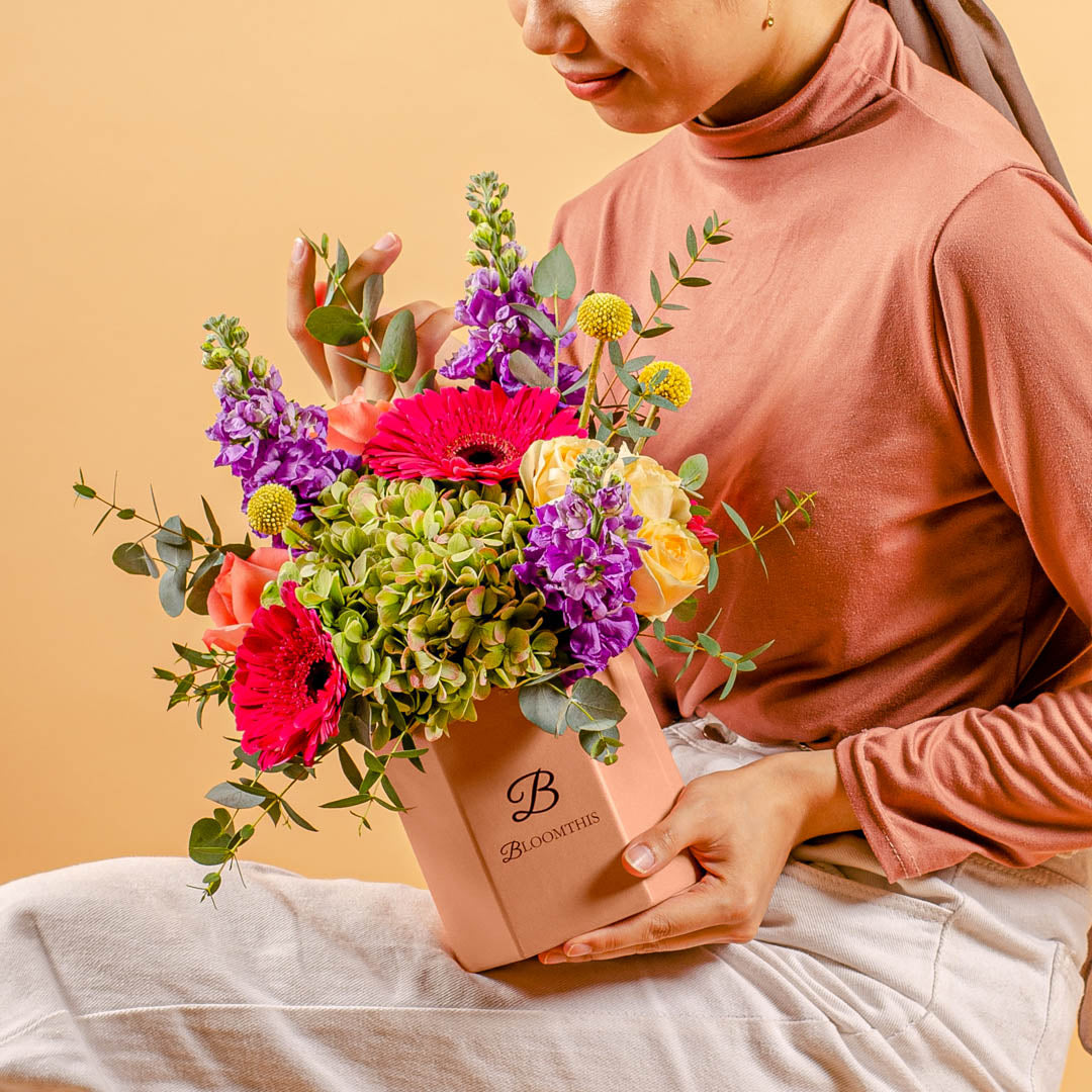 bloomthis-hat-box-gloria-hydrangea-gerbera-flower-box-1080x1080-05