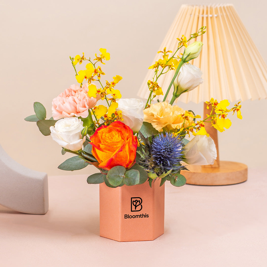 bloomthis-hat-box-jade-eustoma-mini-flower-box-1080x1080-03_45d9ec3b-97d5-4ef4-8f3d-968337699e3e