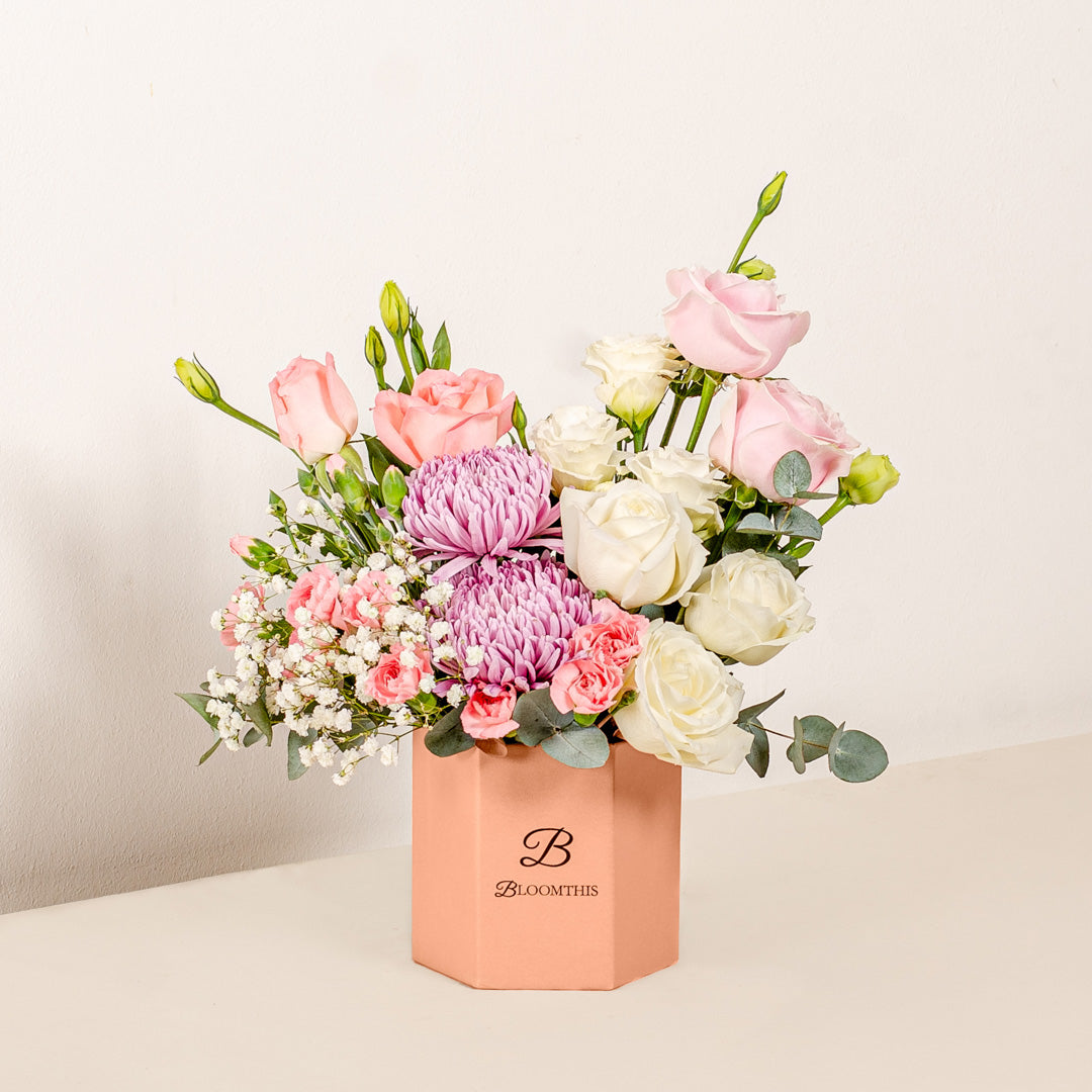 bloomthis-hat-box-joanne-flower-box-1080x1080-04