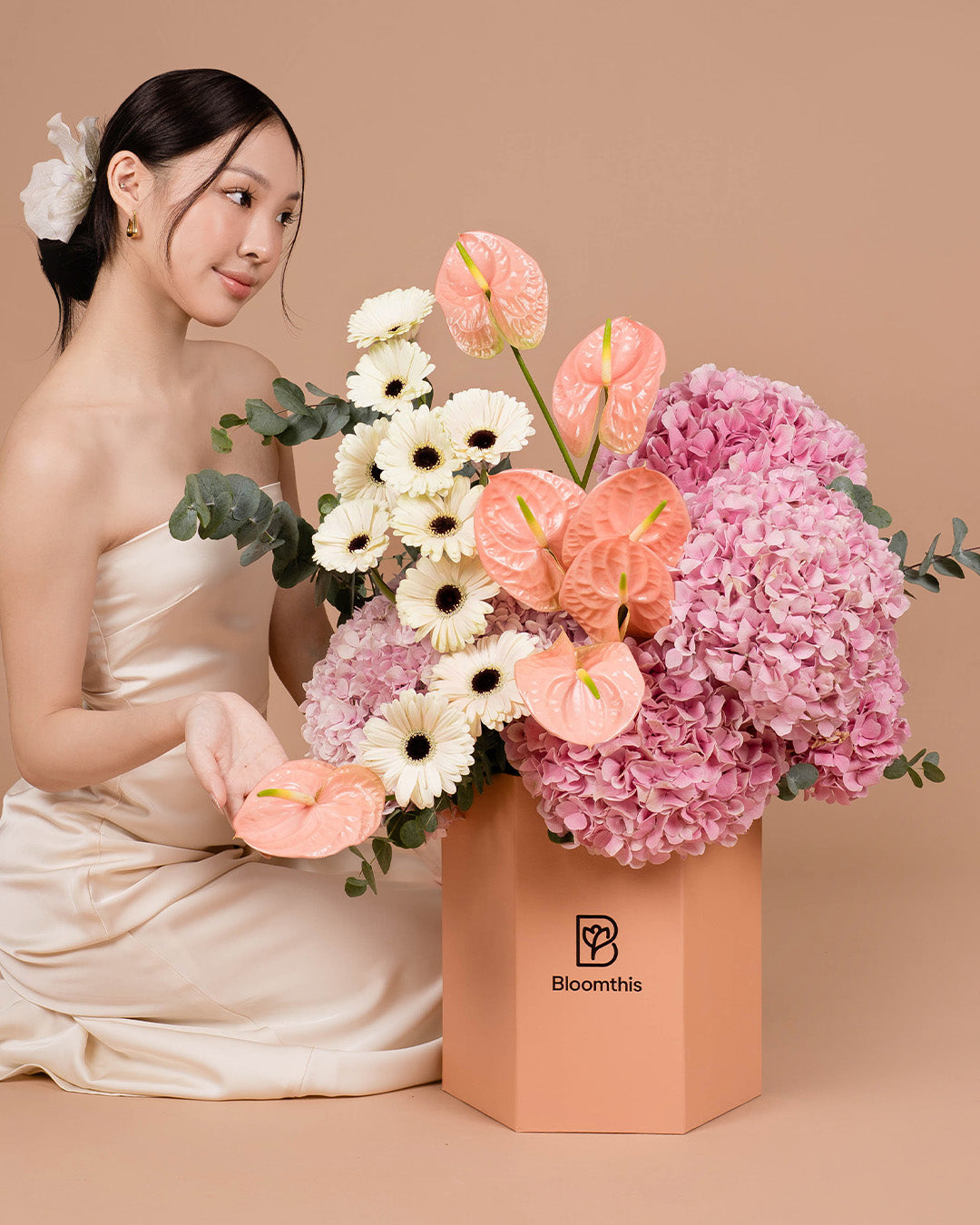 bloomthis-hat-box-luxe-aegean-pink-hydrangea-flower-box-1080x1350-03