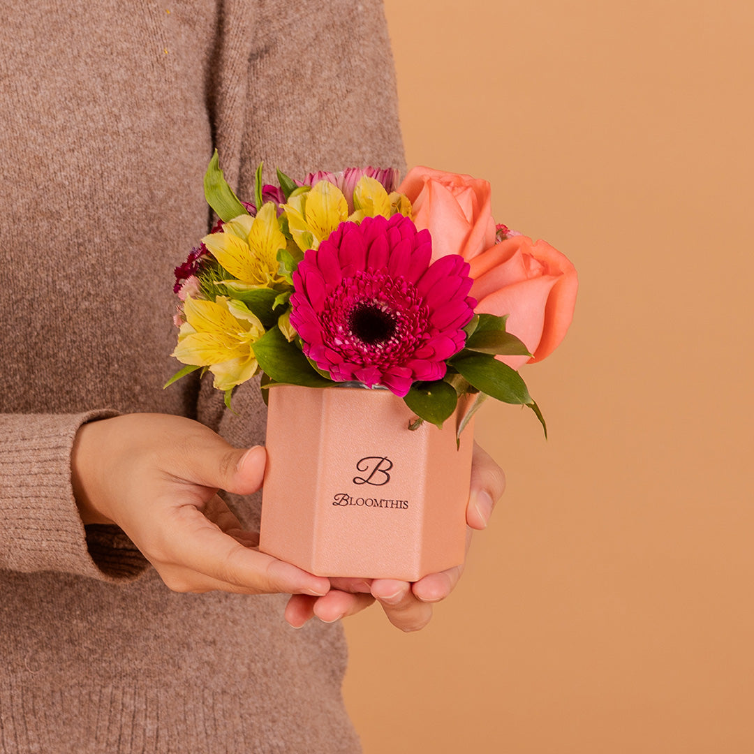 Matilda Gerbera & Rose Flower Box