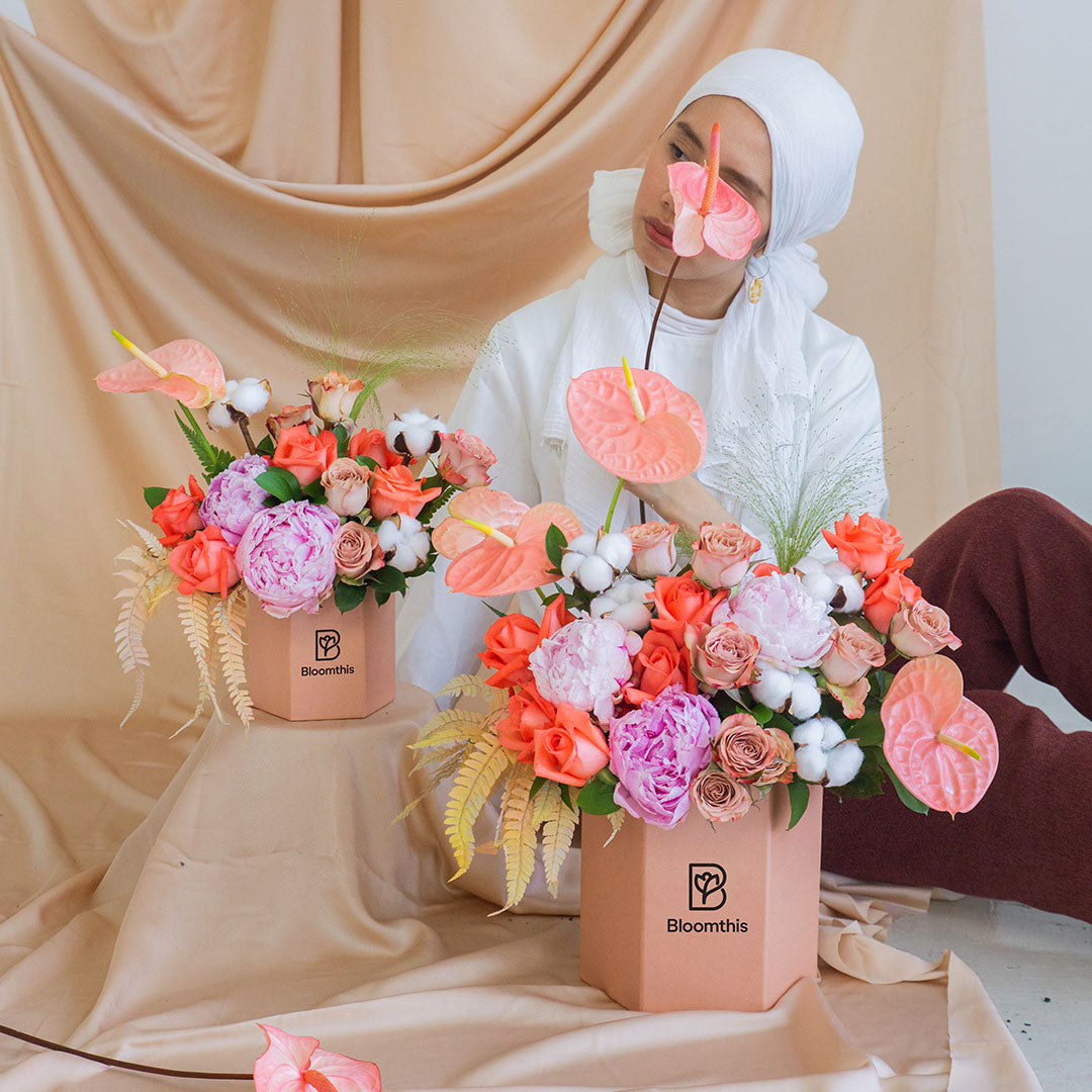 bloomthis-hat-box-philomena-pink-peony-flower-box-1080x1080-02