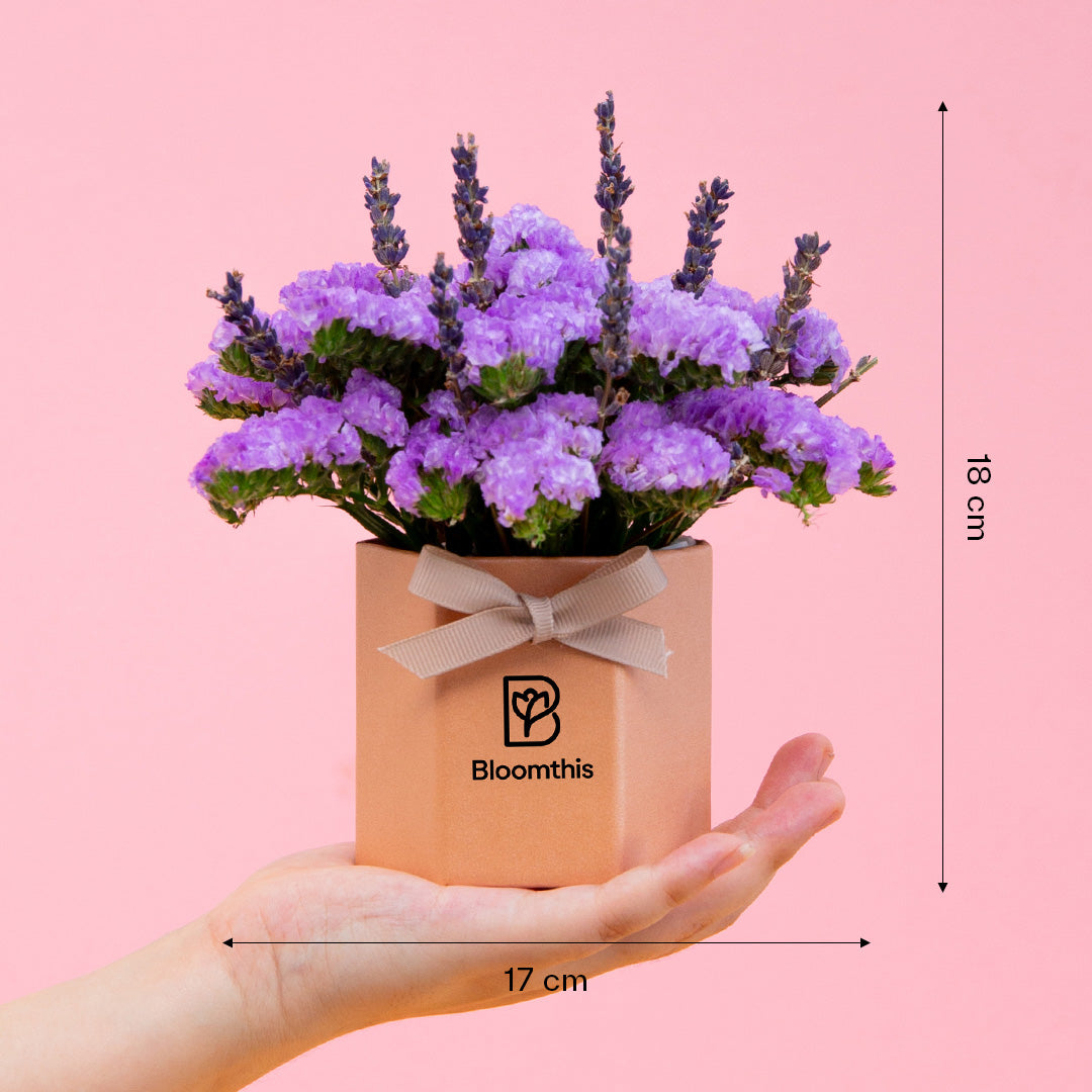 bloomthis-hat-box-shamimi-statice-mini-flower-box-1080x1080-06_23d46ce7-7b92-4323-989b-8b275cd87b29