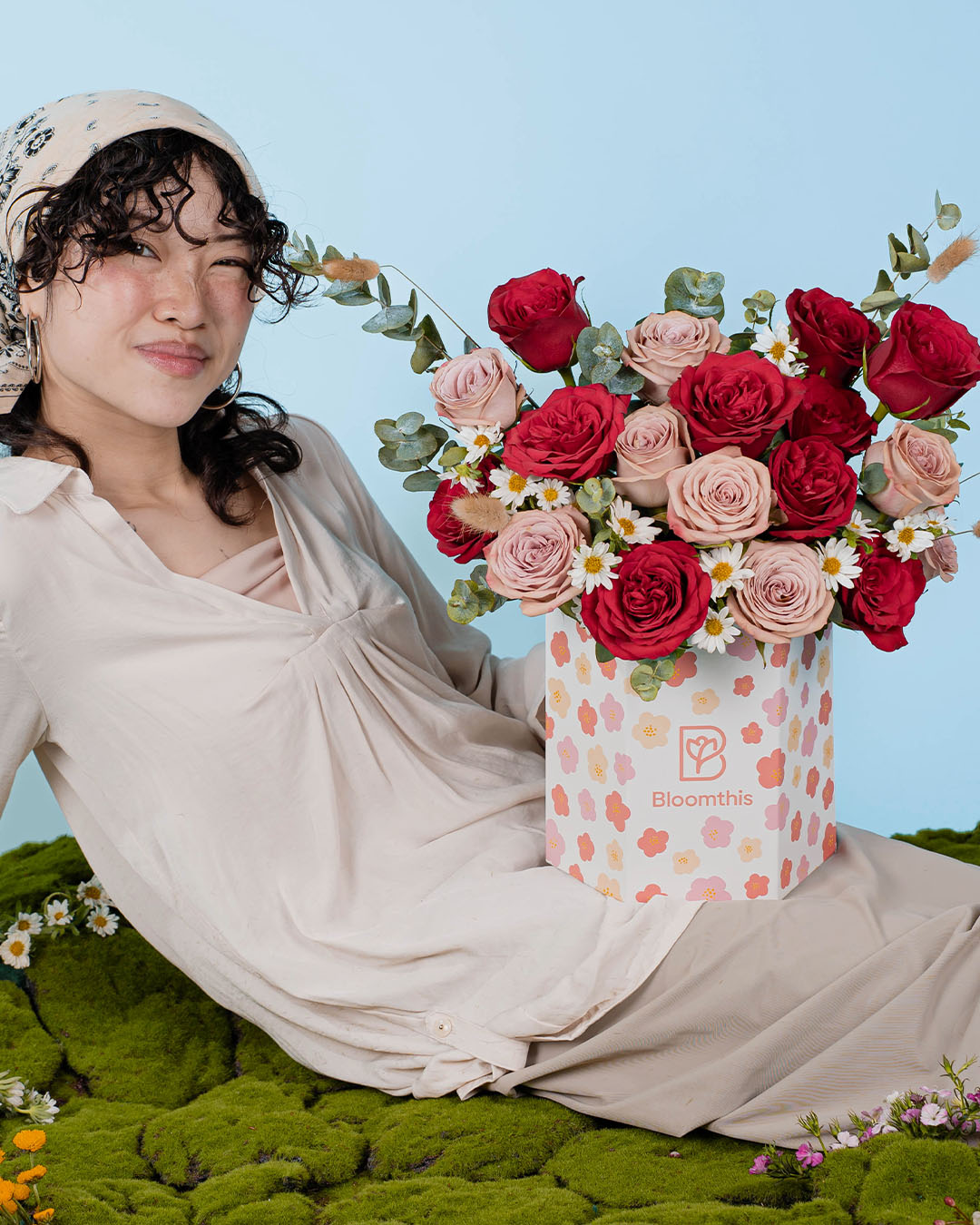 bloomthis-hat-box-spring-whimsy-bethany-red-rose-flower-box-1080x1350-06