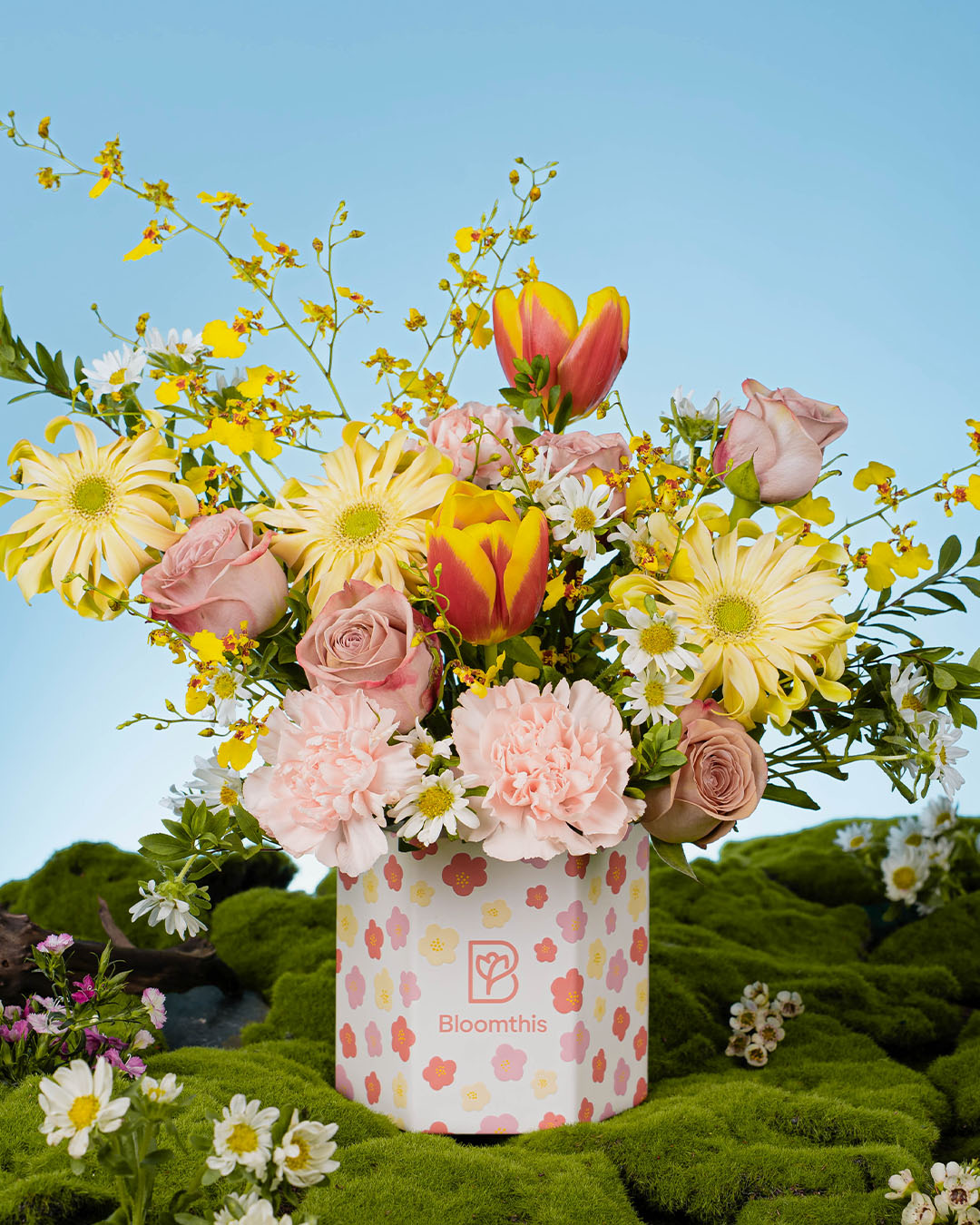 bloomthis-hat-box-spring-whimsy-yuhi-orange-tulip-flower-box-1080x1350-03
