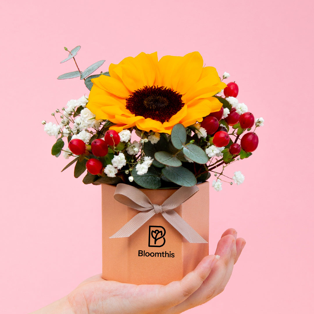bloomthis-hat-box-tinkerbell-sunflower-mini-flower-box-1080x1080-01