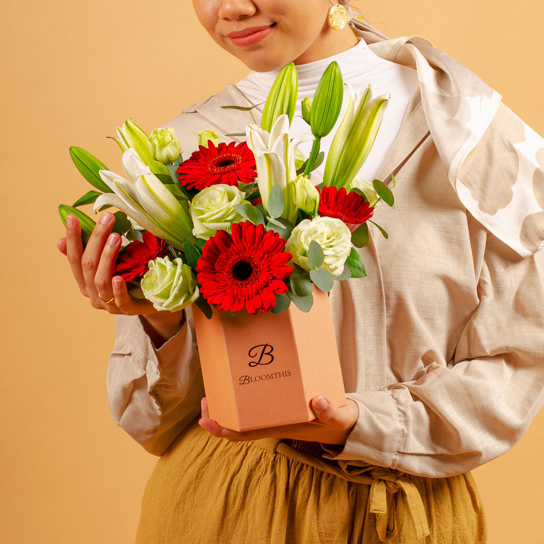 Valda Gerbera & Lily Flower Box